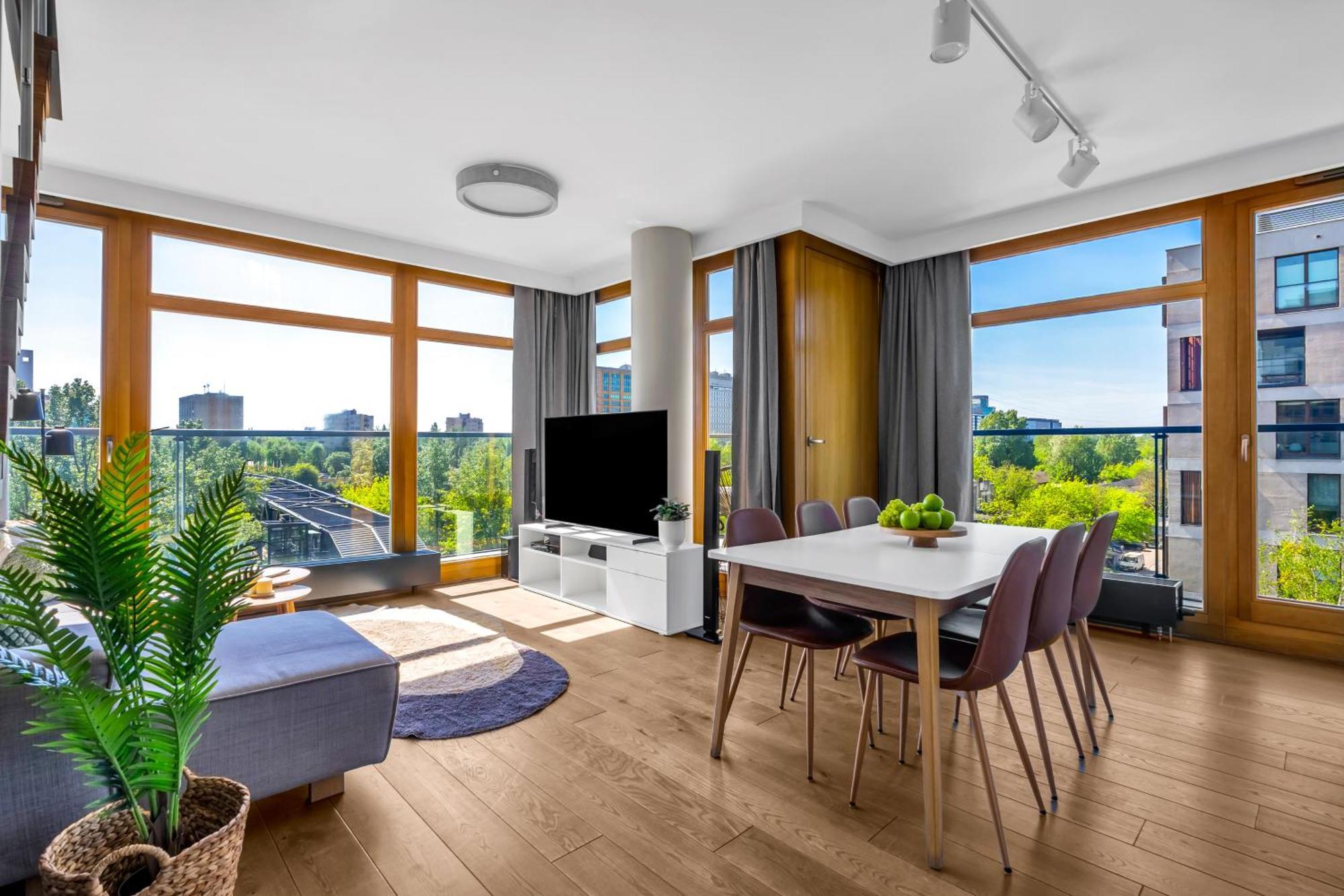 Prestige - 86m2, Two-level Loft, Parking - By Rentujemy Apartment *